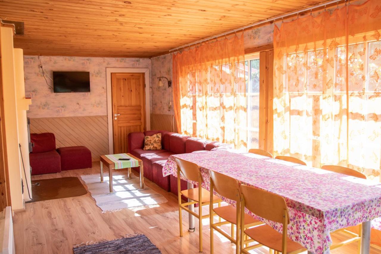 Räpina Maarjamaee Holiday House מראה חיצוני תמונה